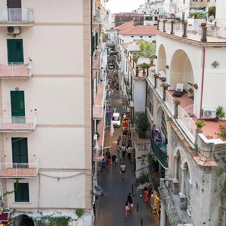 Διαμέρισμα Rooftop 19_amalfi Luxury *